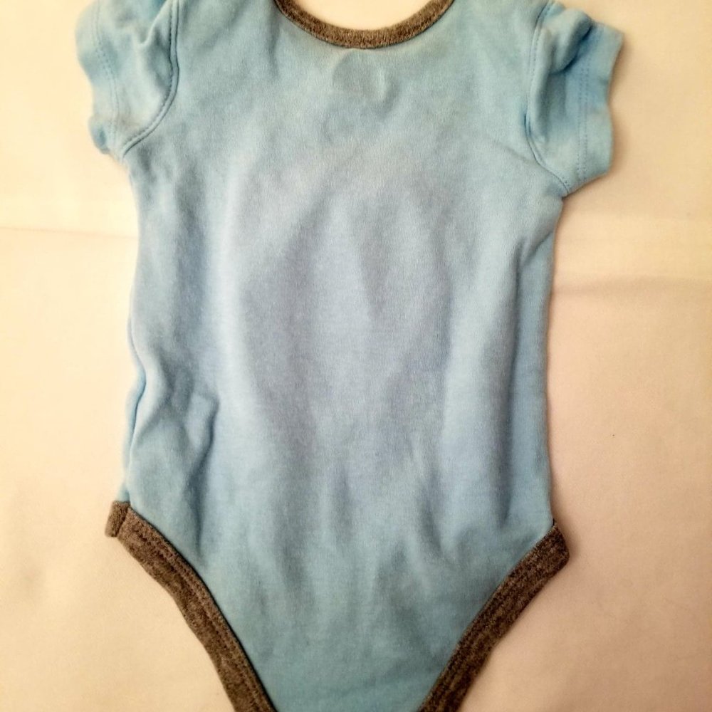 Onsie - Picture 2 of 2